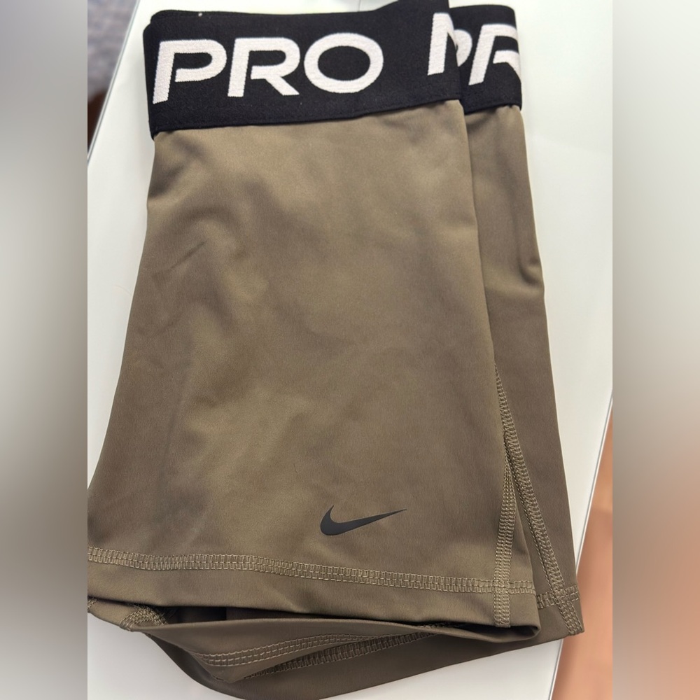 Nike Pro Shorts with Black & White Waistband Small Practically New